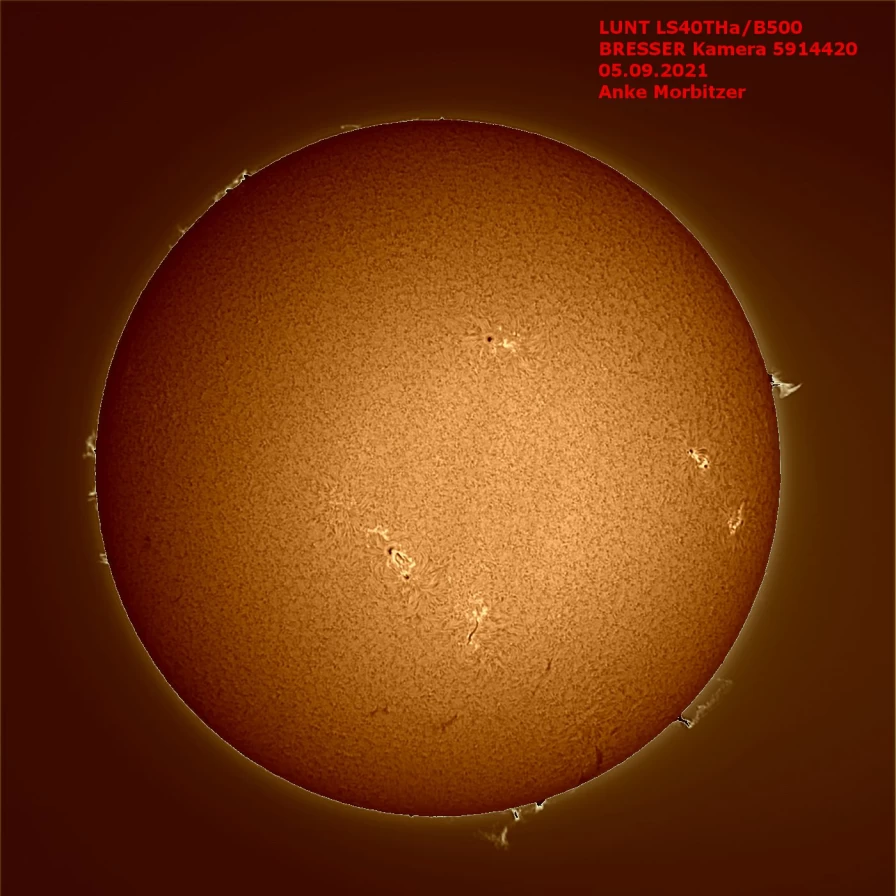 Bresser Lunt LS40THa/B500 H-Alpha Solar Telescope for High-Resolution Sun Observation